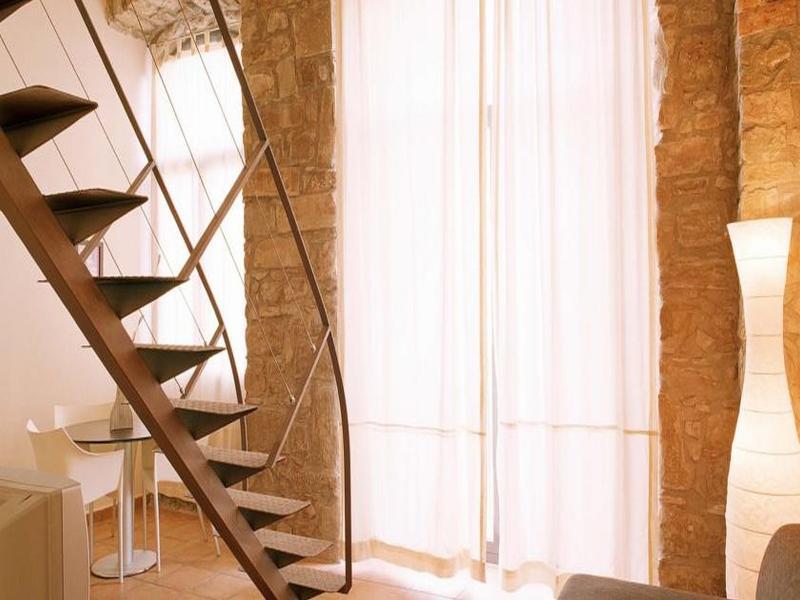 Urbi Apartment